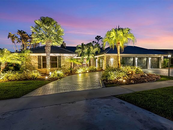 2nd image of 10182 Boca Woods Lane