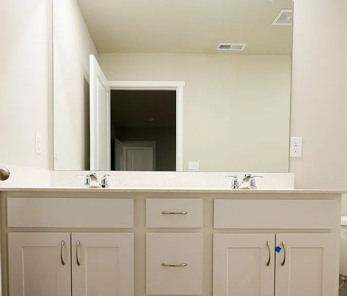 3219 NW Cedarwood Ln — Photo 11