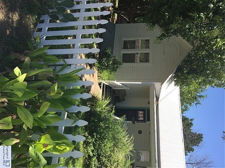 1st image of 498 E South St