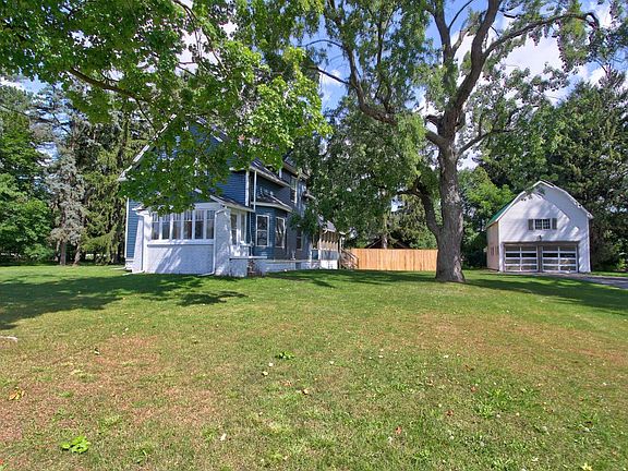 3rd image of 7976 Cottonwood Dr