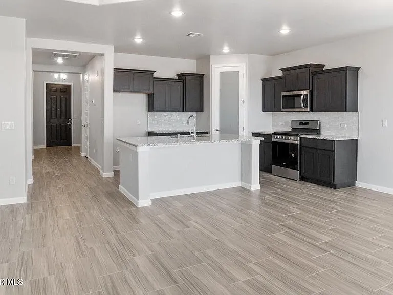 512 Twilight Dr — Photo 7
