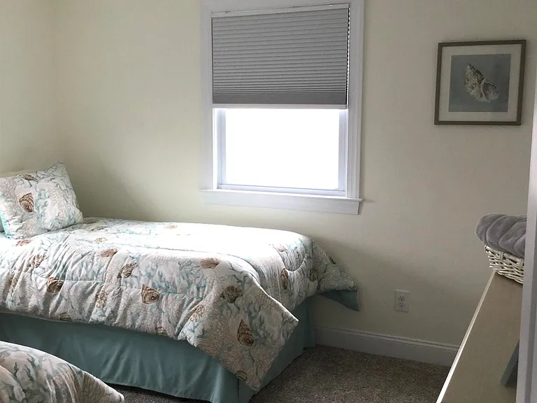 9103 Amherst Ave — Photo 12