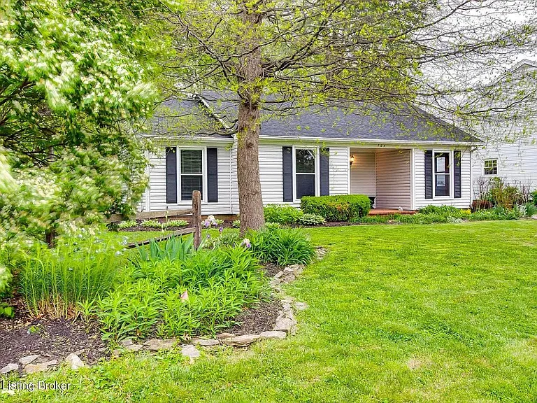 705 Marquette Dr — Photo 1