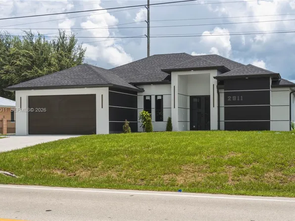 3011 23rd St SW, Lehigh Acres, FL 33976