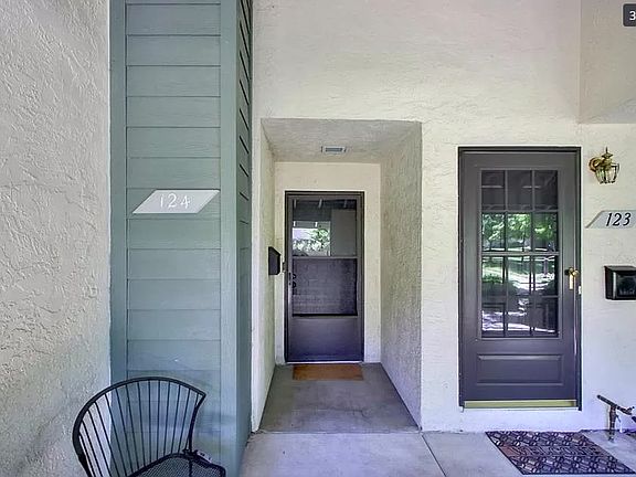 3rd image of 124 Touchstone Pl