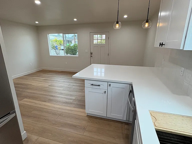 1522 Bush St #2 — Photo 7