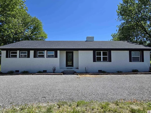 495 Cherry Corner Rd, Murray, KY 42071