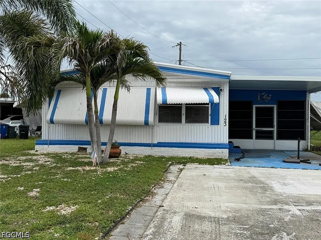2 bed, 2.0 bath, 1237 sqft, $1,500 — Photo 2