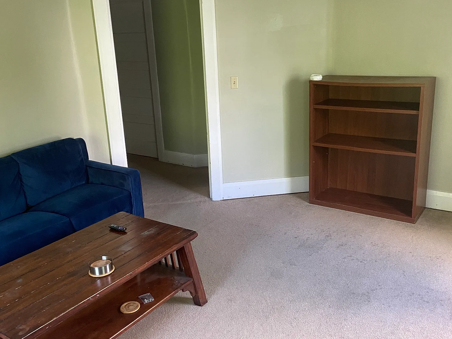 3 bed, 1200 sqft, $950 — Photo 3