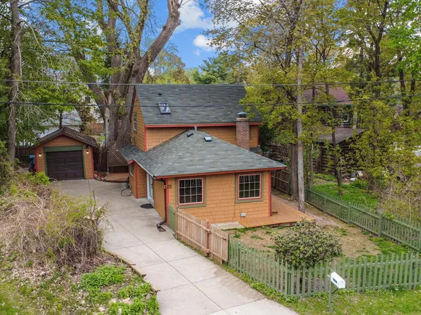 4211 Glen Oaks Ave, White Bear Township, MN 55110