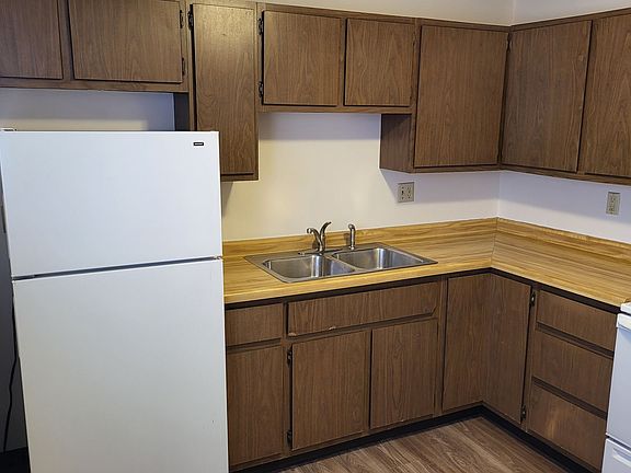 4th image of 1200 University Dr #1260-10