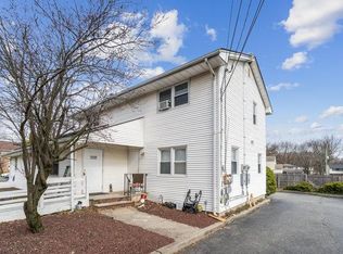 1856 Oak Tree Rd, Edison, NJ 08820