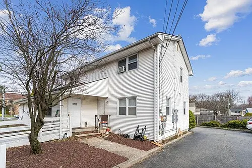 1856 Oak Tree Rd Photo 1