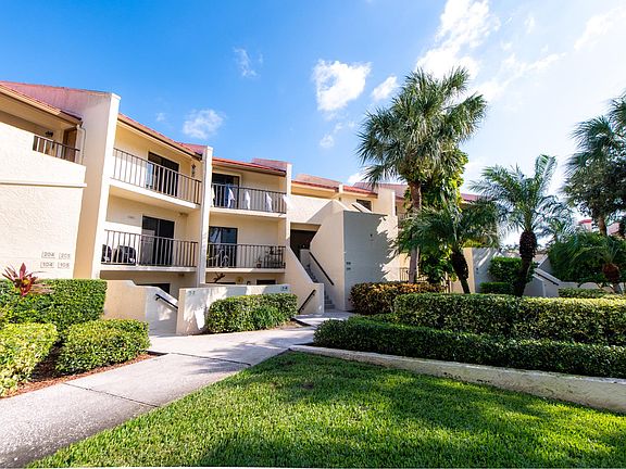 2nd image of 7500 Sunshine Skyway Ln S APT T8