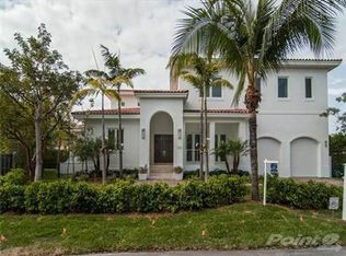 252 Hampton Ln, Key Biscayne, FL 33149