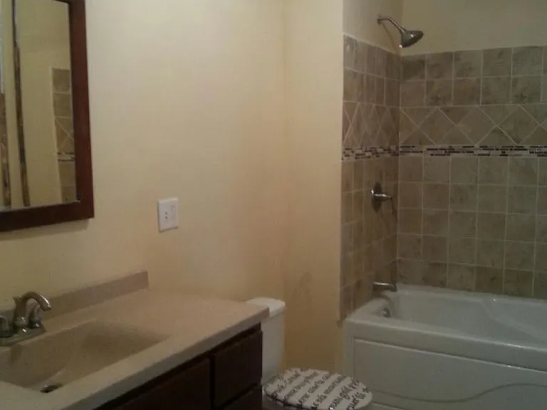 609 McDonough St #1 — Photo 3