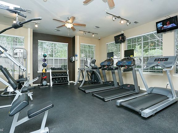 midtown-arbor-place-houston-tx-fitness-center