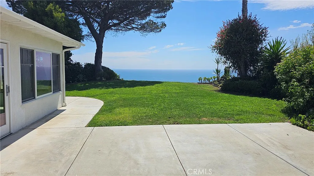 5 bed, 3.5 bath, 3498 sqft, $9,500 — Photo 1