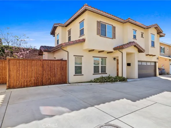 11613 216th St, Lakewood, CA 90715