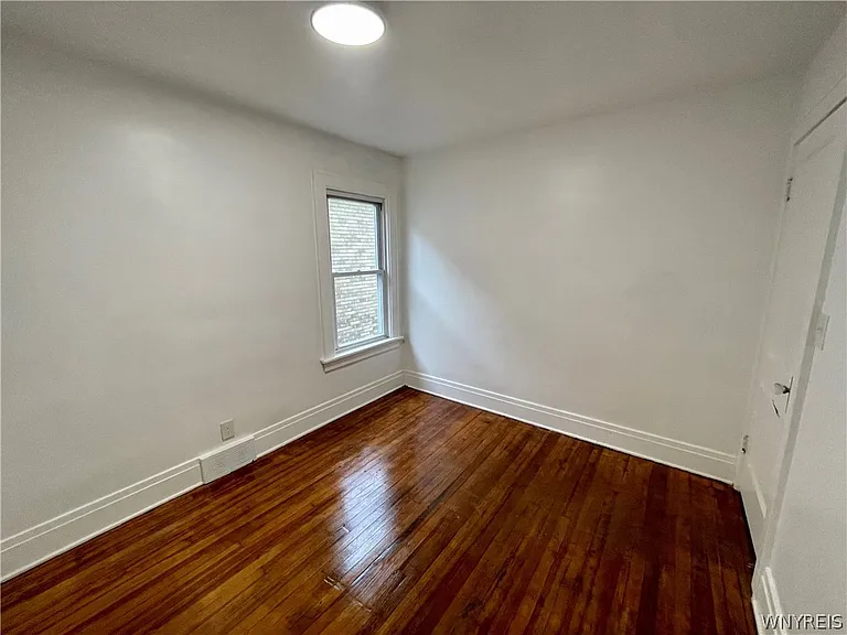 434 23rd St #UPPER — Photo 26
