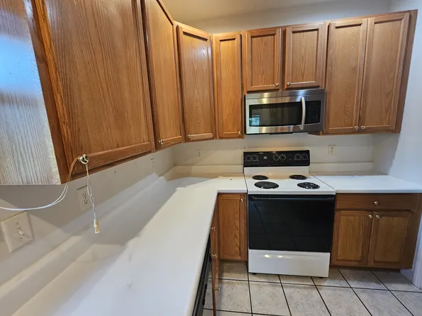 1107 Boskydell Rd #24, Carbondale, IL 62902