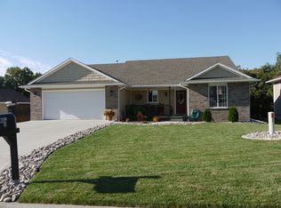 3120 Wilson Dr, Manhattan, KS 66502