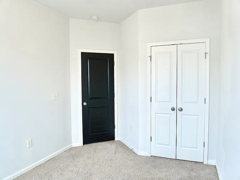 153 Enterprise Dr — Photo 43