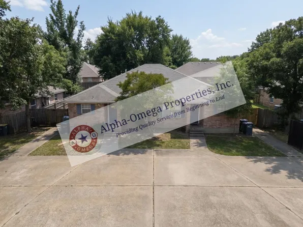 2404 Brittain Ct, College Station, TX 77845