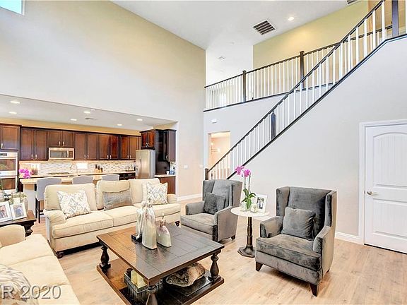 3rd image of 5857 Glory Heights Dr