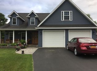 49 Hackett Ave, Albany, NY 12205
