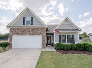 215 Oak Hollow Way, Aragon, GA 30104