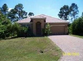 381 Albatross Rd, Rotonda West, FL 33947