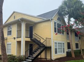 1089 S Hiawassee Rd, Orlando, FL