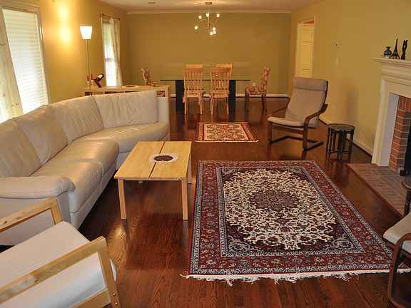 5th image of 1910 Cantle Ln