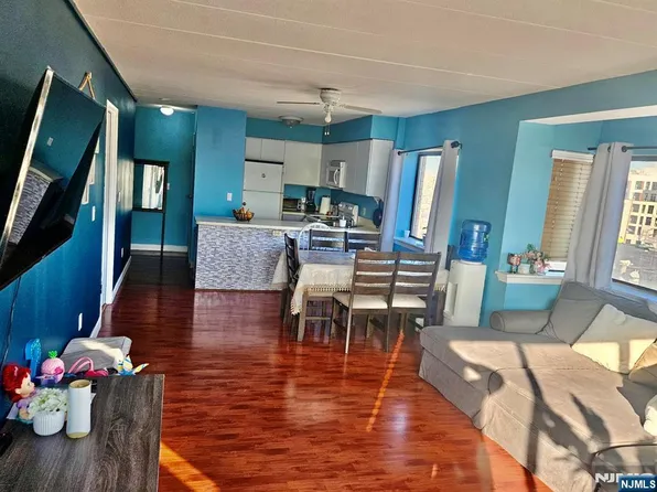 5 Linden St APT 5E, Hackensack, NJ 07601