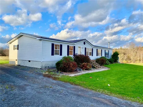 1399 County Route 41, Pulaski, NY 13142