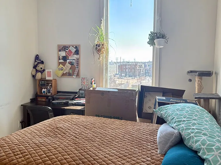 2559 Amber - Residential — Photo 24