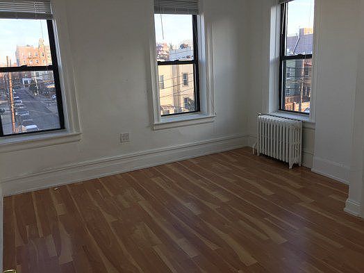 5th image of 2520 21st St #3