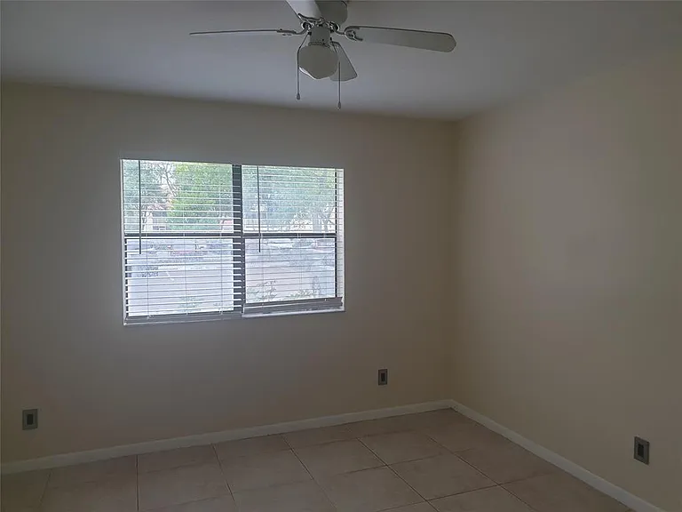 520 S Park Rd #1812 — Photo 7