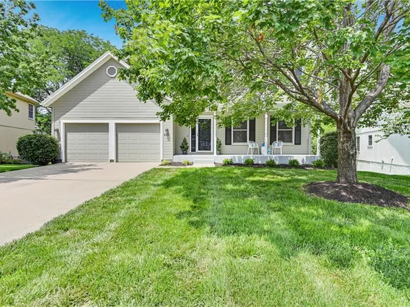 6500 W 155th St, Overland Park, KS 66223