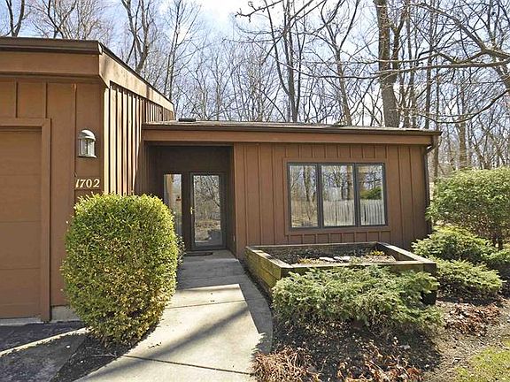 4th image of 1702 W North Shore Dr #34