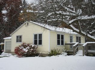 541 3rd St, MORLEY, MI 49336