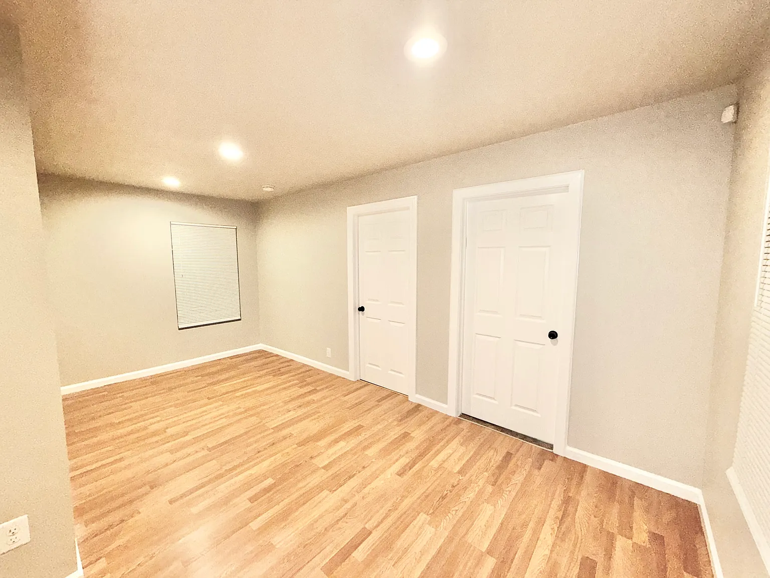2 bed, 780 sqft, $995 — Photo 2