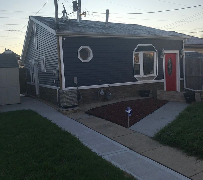 1st image of 3145 S 53rd Ct