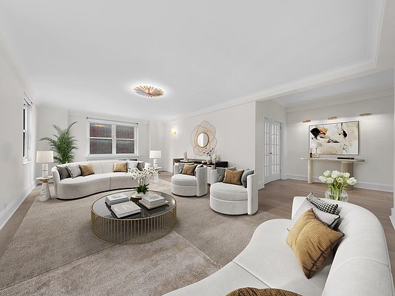 3rd image of 135 E 54th St APT 16K