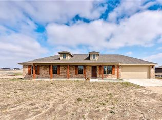 544 Mesa Ridge Dr, Decatur, TX 76234