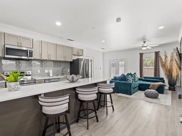 3144 Harmon St, Dallas, TX 75215