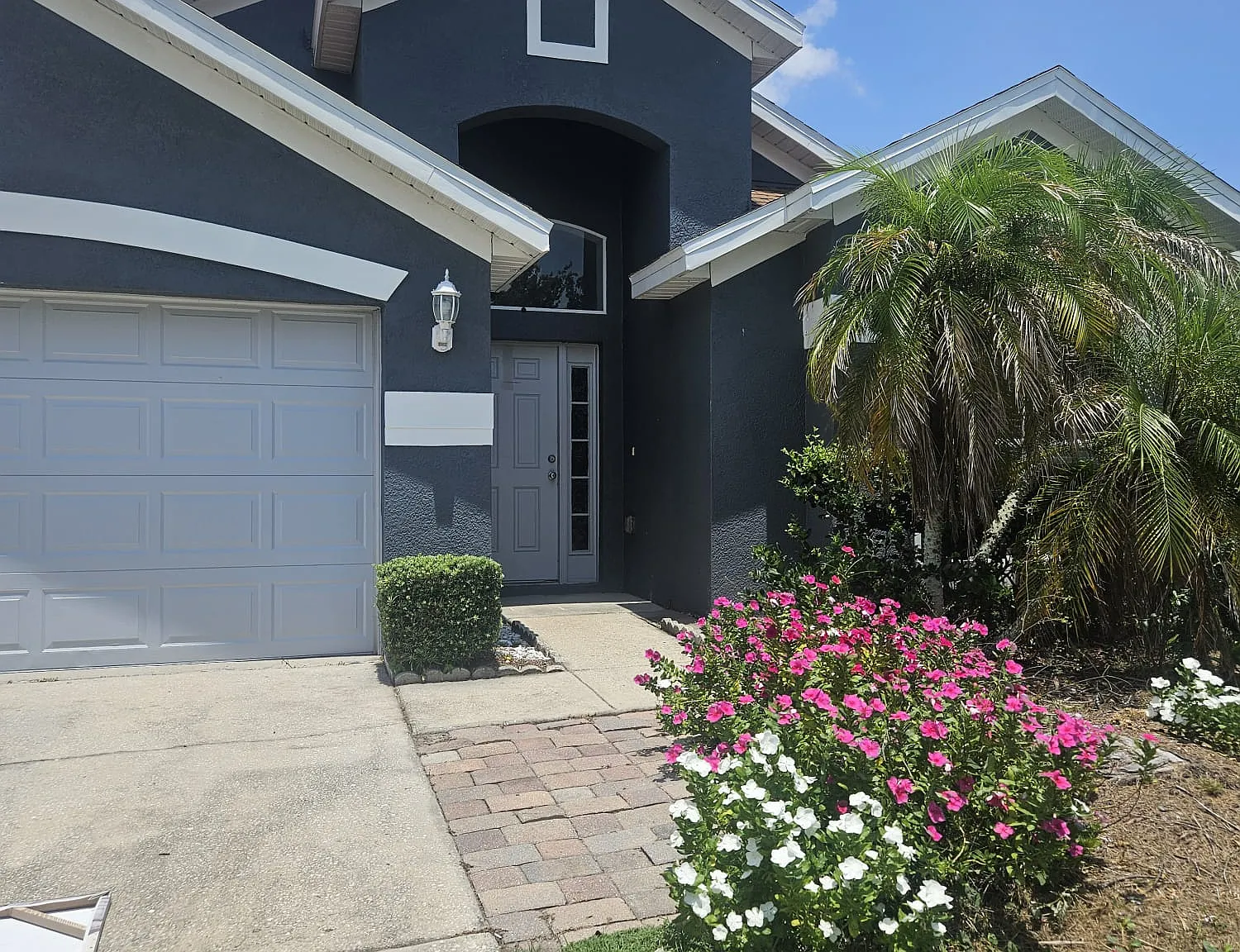 4 bed, 2198 sqft, $2,300 — Photo 1