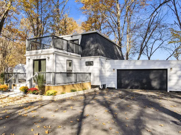 5681 S Farm Road 131, Brookline, MO 65619