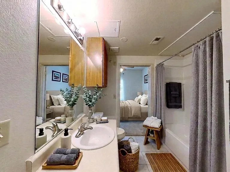 Carmel Canyon Apartments — Photo 49